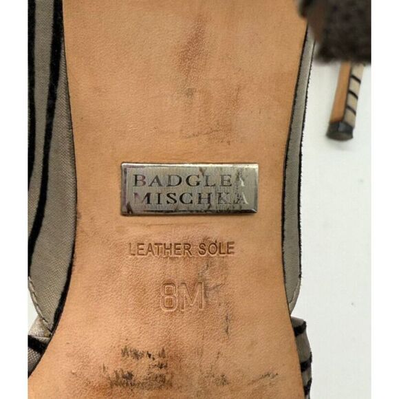 Badgley Mischka Taupe Black Stripe Peep Toe Heels Size 9 - Picture 8 of 10